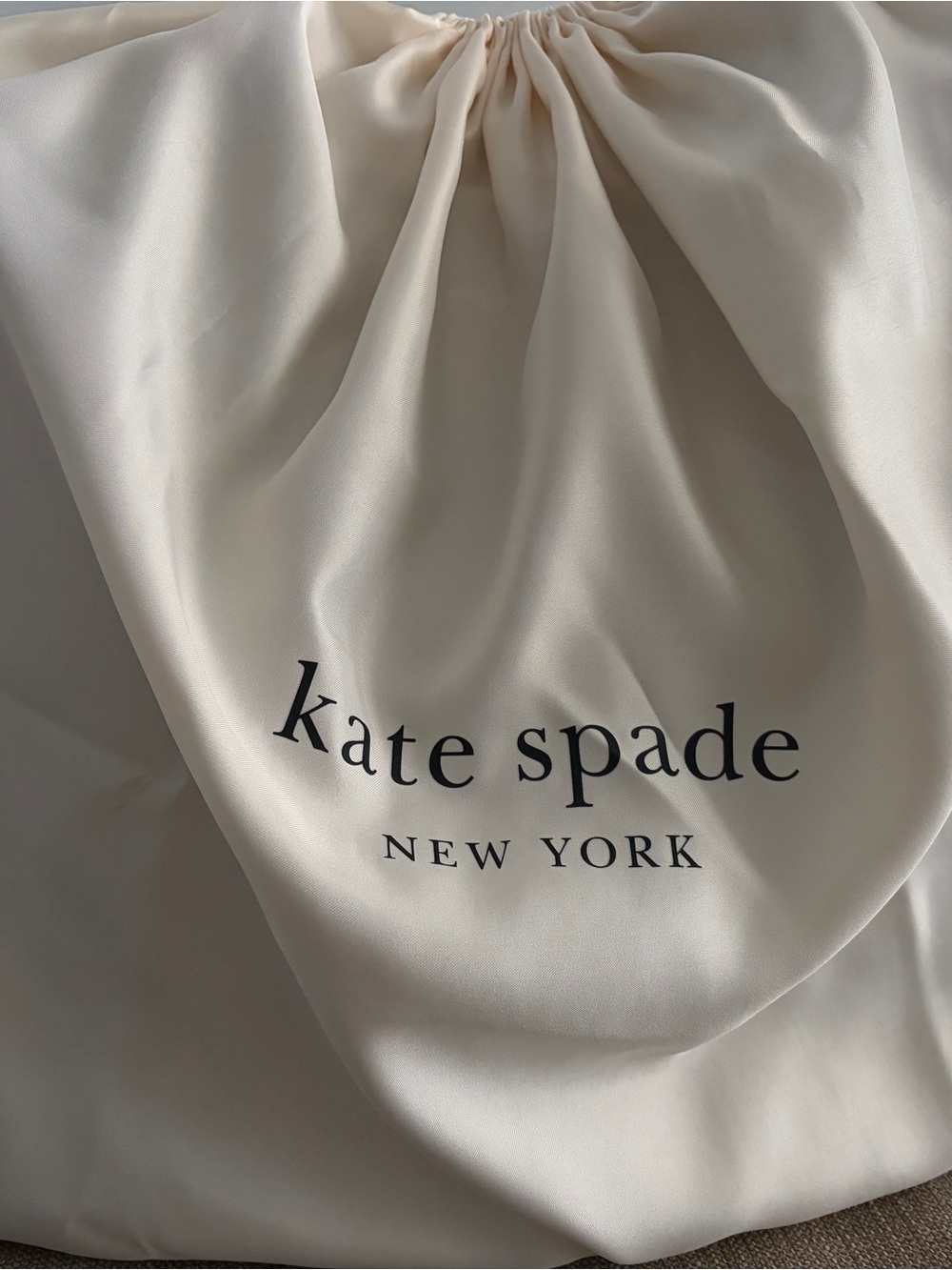 kate spade dark green tote with blue interior - Picture 7 of 7